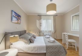 Poreč, okolica prostrana apartmanska kuća sa bazenom, Poreč, Ev