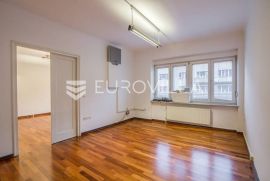 Zagreb, Zvonimirova ulica, luksuzan peterosoban stan NKP 131 m2, Zagreb, Appartement