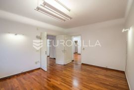 Zagreb, Zvonimirova ulica, luksuzan peterosoban stan NKP 131 m2, Zagreb, Appartement