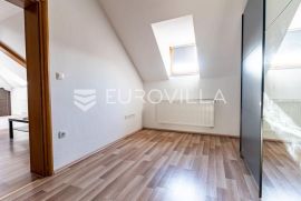 Požega, TOP LOKACIJA, atraktivan četverosoban stan 99 m2, Požega, Flat