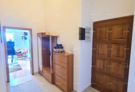 Stan Umag, Crveni Vrh, Alberi apartman sa otvorenim pogledom na more., Umag, Appartment