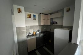 Šumice, Ljermontova 13, 61 m2, Voždovac, Appartamento