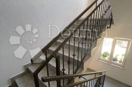 Predivan stan na viškovu 2s+db, Viškovo, Apartamento