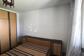 EKSKLUZIVNO - prostrani stan na Sisplacu!, Pula, Apartamento