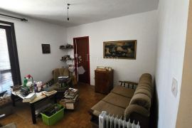 EKSKLUZIVNO - prostrani stan na Sisplacu!, Pula, Appartement