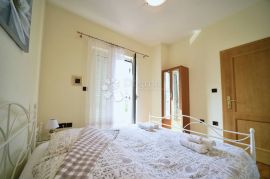 3S+ DB sa garažom, 90m2,HOSTI, Rijeka, Apartamento