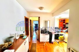 Gripe, Stan 3-sobni+DB, 83 m3, Top lokacija!!, Split, Appartment