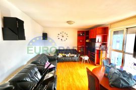 Gripe, Stan 3-sobni+DB, 83 m3, Top lokacija!!, Split, Appartment