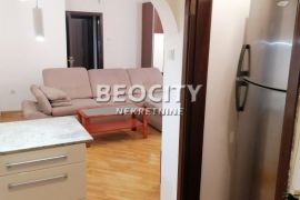 Novi Sad, Nova Detelinara, Trg majke Jevrosime, 3.0, 70m2, Novi Sad - grad, Apartamento