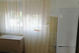 Borča, dvosoban,53m2, terasa,I/II, stan u kući, namešten, 250E ID#1732, Palilula, Appartement