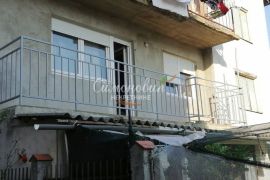 Borča, dvosoban,53m2, terasa,I/II, stan u kući, namešten, 250E ID#1732, Palilula, Appartement