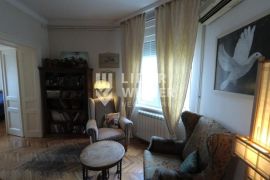 Salonac na top lokaciji ID#130330, Vračar, Appartment