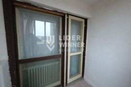 Kompletno renoviran sa divnim pogledom ID#130268, Zemun, شقة