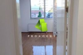 Nenamešten dvosoban stan u centru ID#5457, Niš-Mediana, Apartamento