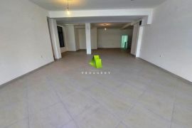 Odličan poslovni prostor na Panteleju, pogodan za različite delatnosti ID#5451, Niš-Pantelej, Commercial property