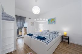 Zaton - dvoetažni stan sa privatnim bazenom! 383000€, Nin, Wohnung