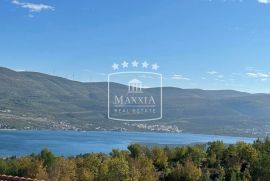 Maslenica - moderna nova kuća, pogled i blizina mora! 395000€, Jasenice, Famiglia