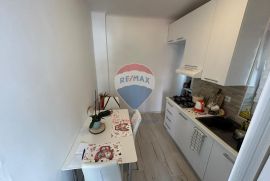 Adaptiran stan 27,80 m2 sa terasom, Trešnjevka, Zagreb, Apartamento