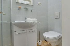 RIJEKA, CENTAR - 3 uređena apartmana u centru grada Rijeke, vrhunska investicija odmah iza Korza, Rijeka, Appartment