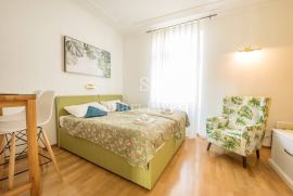 OPATIJA - CENTAR, iznajmljuje se garsonijera od 22 m2, Opatija, Stan