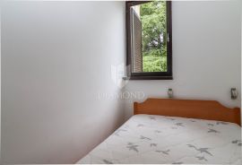 Poreč, okolica, simpatičan stan 150m od mora!, Poreč, Appartment