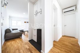 Zagreb, Rudeš, prvi najam četverosobnog stana NKP 70m2 +VPM, Zagreb, Appartamento