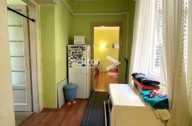 Potok, uredan 1-soban s dnevnim boravkom, zgrada s liftom, Rijeka, Flat