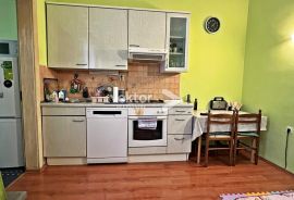 Potok, uredan 1-soban s dnevnim boravkom, zgrada s liftom, Rijeka, Apartamento