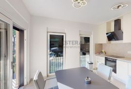 PRODAJA apartman Bibinje 70m2, 1. kat, parking, pogled na more!, Bibinje, Διαμέρισμα