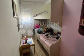 Komforan trosoban stan- Solin, Solin, Appartment