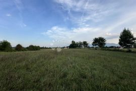 Građevinsko zemljište 7624 m2  SAVRŠENA LOKACIJA, Gospić - Okolica, Terrain