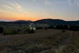 Građevinsko zemljište 7624 m2  SAVRŠENA LOKACIJA, Gospić - Okolica, Tierra