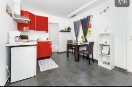 Prekrasan apartman na ekskluzivnoj lokaciji u Rovinju, Rovinj, Appartement