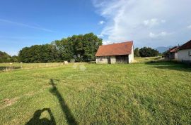 Građevinsko zemljište s ucrtanom kućom i pomoćnim objektom, Gospić - Okolica, Land