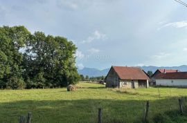 Građevinsko zemljište s ucrtanom kućom i pomoćnim objektom, Gospić - Okolica, Arazi