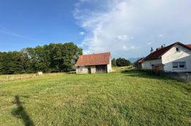 Građevinsko zemljište s ucrtanom kućom i pomoćnim objektom, Gospić - Okolica, Land