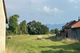 Građevinsko zemljište s ucrtanom kućom i pomoćnim objektom, Gospić - Okolica, Terra