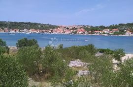 ŽIRJE POLJOPRIVREDNO ZEMLJIŠTE NA SAMOJ OBALI U BLIZINI MJESTA ŽIRJE, Šibenik - Okolica, Tierra