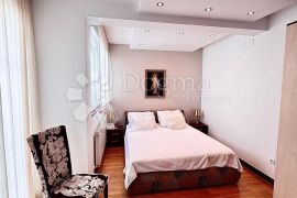 VRHUNSKI STAN TOP LOKACIJA !! 105,69+9,08+6,29m2, Maksimir, Appartement