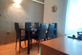 Centar, praktičan stan na dobroj lokaciji, Rijeka, Appartment