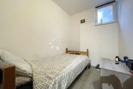 UMAG, ODLIČNA LOKACIJA, STAN SA 2 SPAVAĆE SOBE, Umag, Apartamento