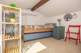 Kastav, Trinajstići, stan 90 m2, balkon, parking, Kastav, شقة