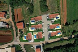 SVETVINČENAT, predivna vila od 149 m2, s bazenom u roh bau fazi, Svetvinčenat, Famiglia