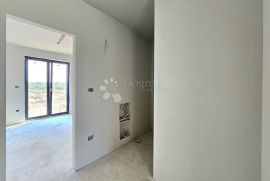 Umag,novogradnja, stan na 10min od mora, Umag, Apartamento