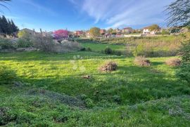 KANFANAR - ODLIČNO ZEMLJIŠTE U CENTRU, Kanfanar, Terreno