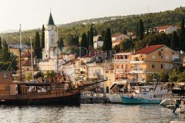 Selce, poslovni prostor uz šetnicu, Crikvenica, العقارات التجارية