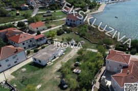 Građevinsko zemljište 751 m2 – Ljubač *80 metara od mora* (ID-2471/A), Ražanac, Arazi