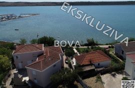 Građevinsko zemljište 751 m2 – Ljubač *80 metara od mora* (ID-2471/A), Ražanac, Terra