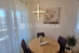 Trogir, moderan stan s pogledom na mirnoj lokaciji, Trogir, Appartement