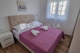 Trogir, moderan stan s pogledom na mirnoj lokaciji, Trogir, Wohnung